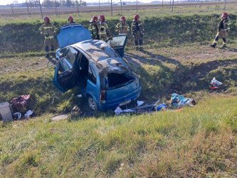 Grony wypadek na 344 kilometrze autostrady A1 w kierunku Gdaska. Dwie osoby zostay ranne