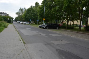 Czy ulica Modrzewskiego w Piotrkowie powinna by wyremontowana w tym roku?