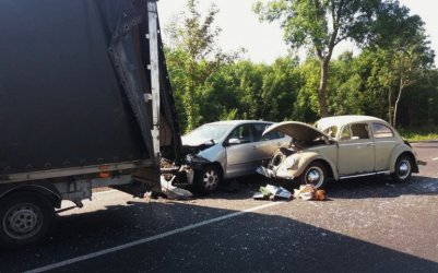 Wypadek z udziaem czterech aut na DK91