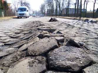 Piotrkw: Geodezyjna jak po przejechaniu czogu