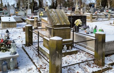 Historia spisana w nagrobku. O wyjtkowych pomnikach na cmentarzu prawosawnym   