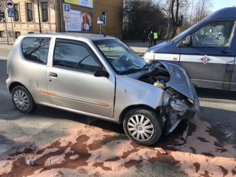 Wypadek na skrzyowaniu w centrum Piotrkowa 