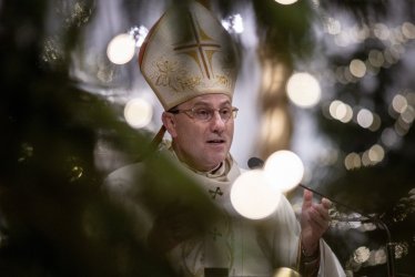Prymas Polski: Boe Narodzenie pozwala dowiadczy bliskoci Boga