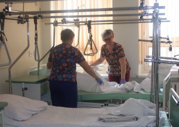 Oddzia Urazowo-Ortopedyczny w szpitalu przy ul. Rakowskiej otwarty po remoncie
