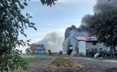 Pożar w Kozierogach. Spłonęła stodoła i budynek inwentarski