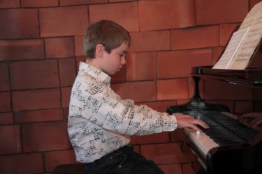 Piotrkw: Przedszkolaki ucz si sucha muzyki