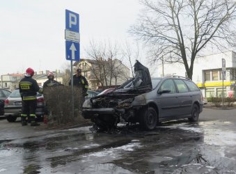 Poar samochodu w Piotrkowie