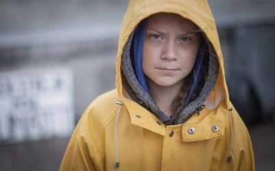Greta Thunberg przyjechaa do Kleszczowa, by nagra film o Elektrowni Bechatw