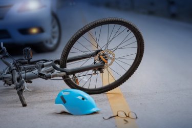 9-letnia rowerzystka potrącona na przejściu