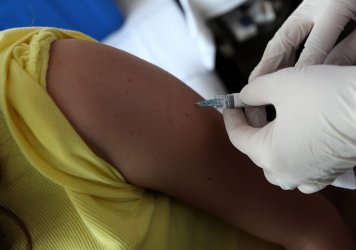 Szczepienia przeciwko HPV: szersza ochrona to najlepsza inwestycja w zdrowie - mówią jednogłośnie polscy i litewscy eksperci