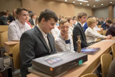 Uczniowie Gimnazjum nr 5 najlepsi w konkursie matematycznym Uniwersytetu dzkiego 