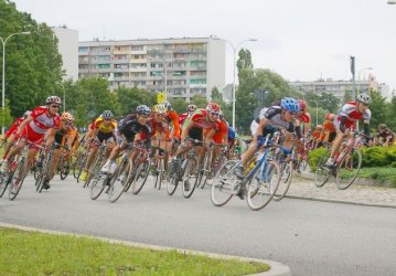 Prestiowy wycig kolarski w Piotrkowie