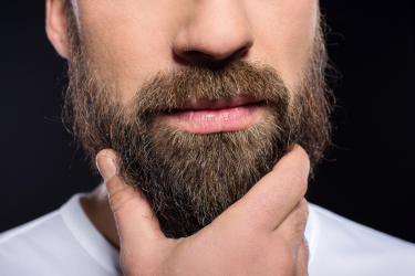 Jak pobudzić zarost i mieć elegancką brodę?