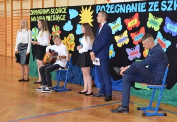 Uczniowie z gminy Grabica rozpoczli wakacje