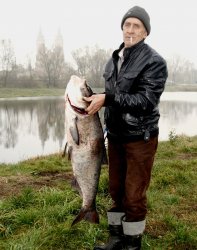 Region: Pan Franciszek Pitek zowi 18-kg ryb
