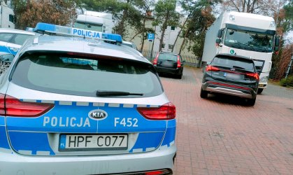 Pościg za skradzionym samochodem na ulicach Piotrkowa