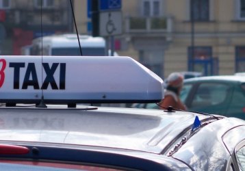 Piotrkw: Pijany takswkarz ucieka przed policj