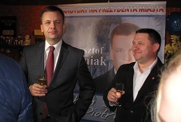 Krzysztof Chojniak wygrywa wybory prezydenckie w Piotrkowie