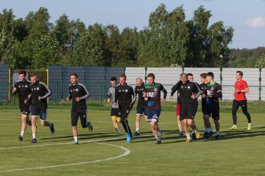 Piłkarze Polonii wrócili do normalnych treningów