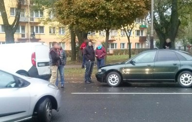 Wypadek na ul. Kostromskiej. 41-latek w szpitalu 
