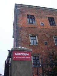 Remontuj jeden z budynkw Muzeum