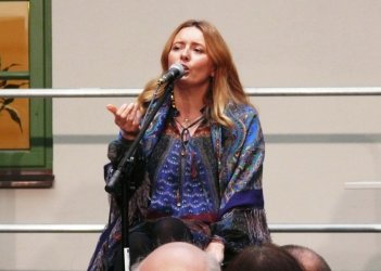 Monika Kuszyska spotkaa si z piotrkowsk publicznoci