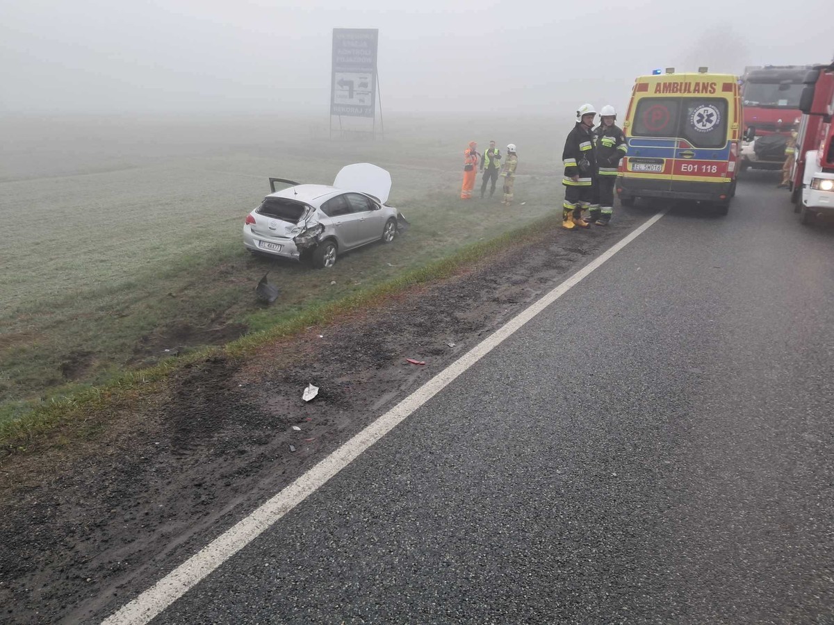 Galeria Groźny wypadek na DK12 Aktualizacja ePiotrkow pl