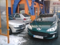 Tak oto zaparkowaa swojego Peugeota pewna pani, ktra cakowicie zablokowaa wyjazd z parkingu dwch samochodw. Dziao si to 27.12.2010 r okoo godziny 14.00.