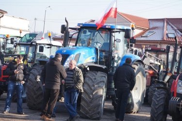 Rolnicy dotarli do Piotrkowa