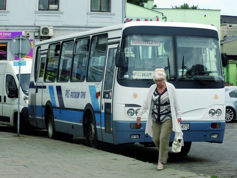 Zmiany w rozkadzie jazdy, a pasaerowie nic nie wiedz? 