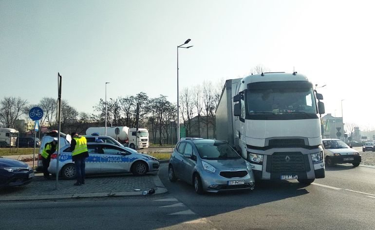 Kierowcy, uwaajcie! Problemy na rondzie Sulejowskim!