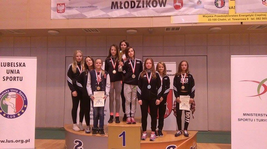 Zapaniczki AKS na najwyszym podium, chopcy o stopie niej