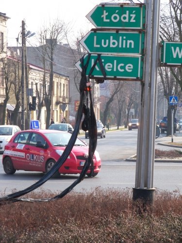 Worek nadal wisi i zagraa bezpieczestwu 