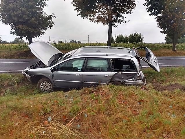 Wypadek na DK 42. Jedna osoba ranna