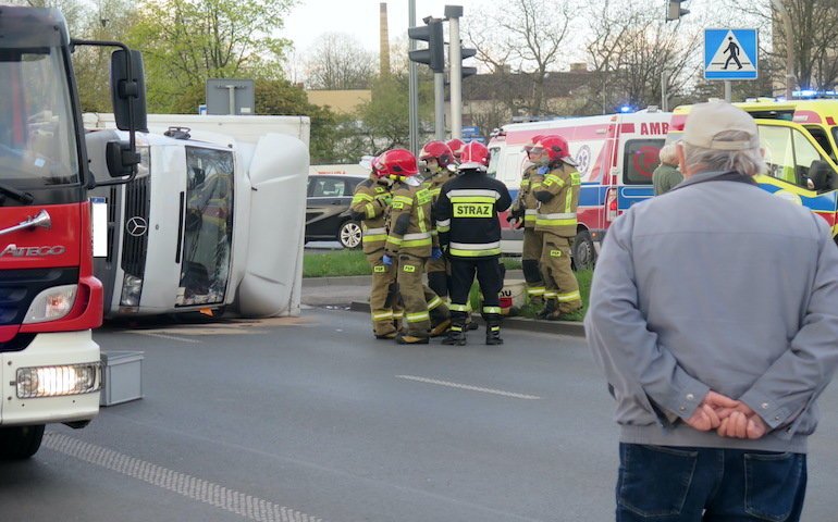 Zderzenie osobwki z dostawczakiem