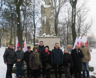 Uwietnili rocznic wyzwolenia Piotrkowa