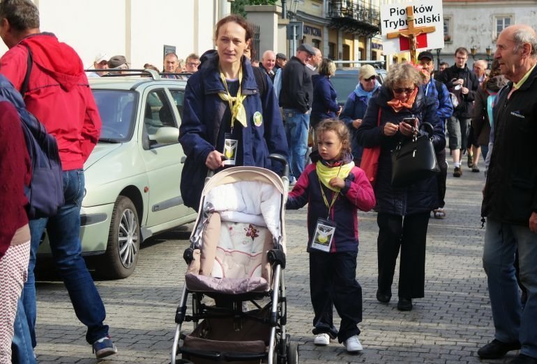 Wymiar sprawiedliwoci nie obroni Polki. Matka musi odda dziecko