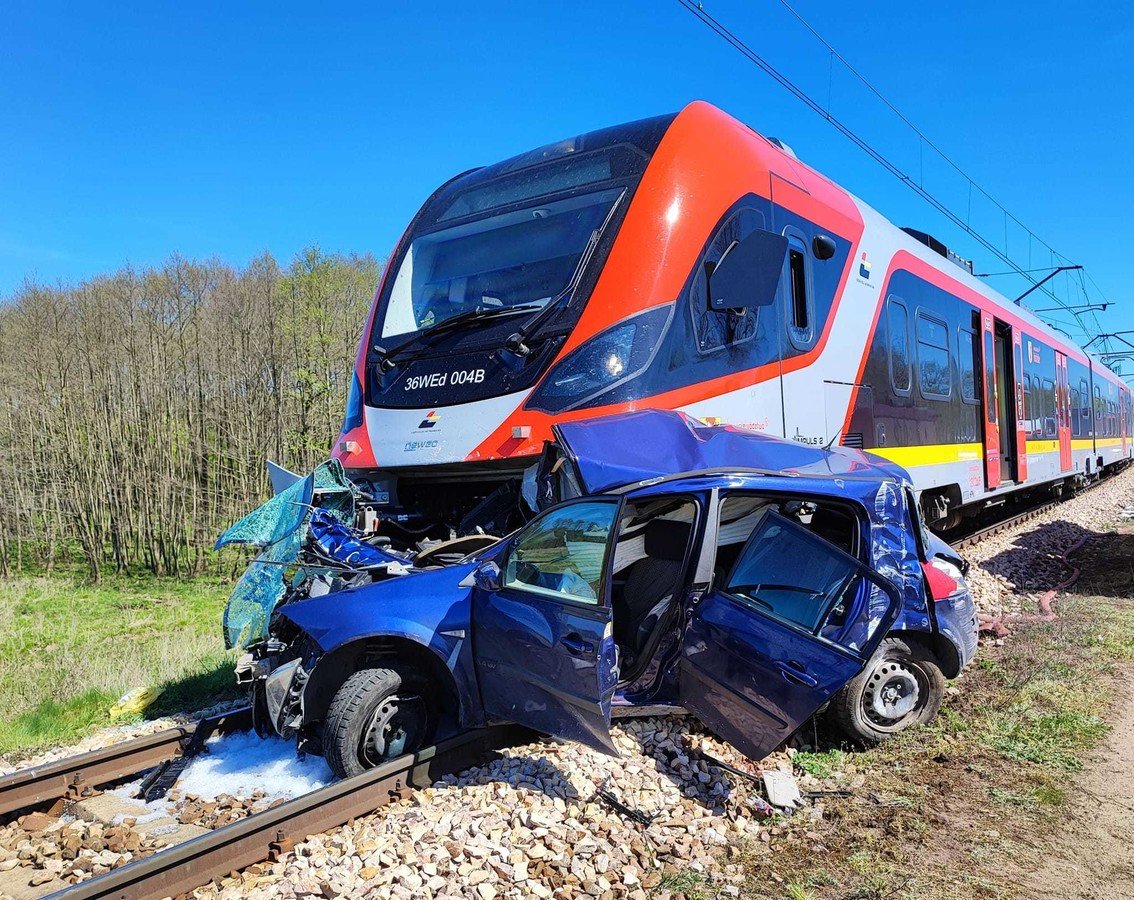 Tragedia na przejedzie kolejowym