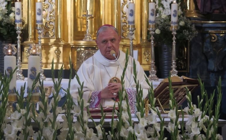 Biskup u Panien. Uroczystoci odpustowe w kociele akademickim