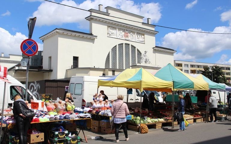 Wojewoda stwierdzi niewano uchway w sprawie targowiska