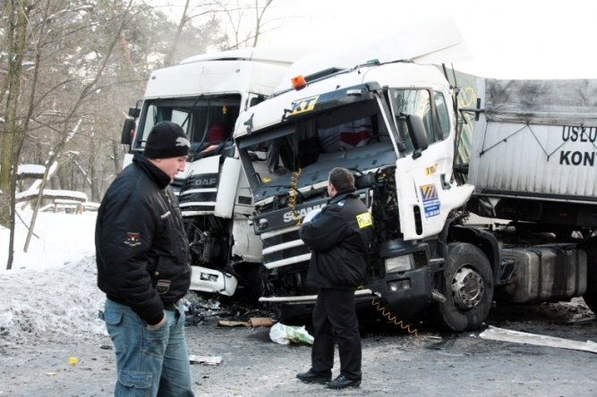 Piotrkw: Wypadek ciarwek na Rakowskiej 