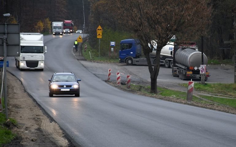 Rakowska ju gotowa. Teraz bd malowa oznakowanie poziomie