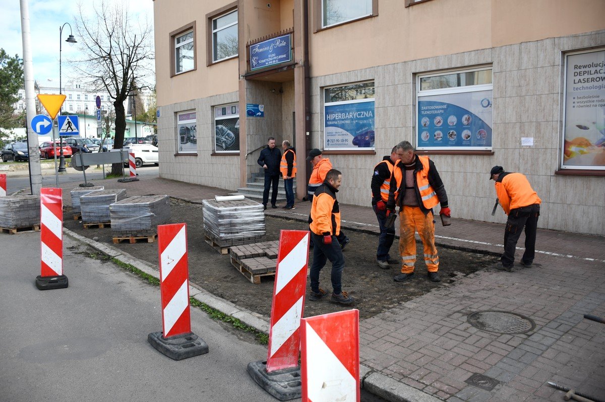 Remont chodnika na Prchnika