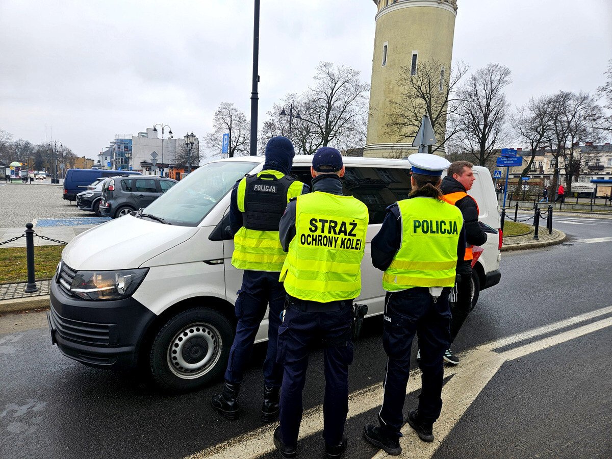 Policja przeprowadzia akcj 