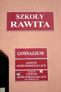 Szkoy Rawita strac prawa szkoy publicznej ?