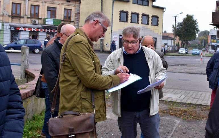 Przekazali plac budowy. Rozpoczyna si remont „Ryneczku”