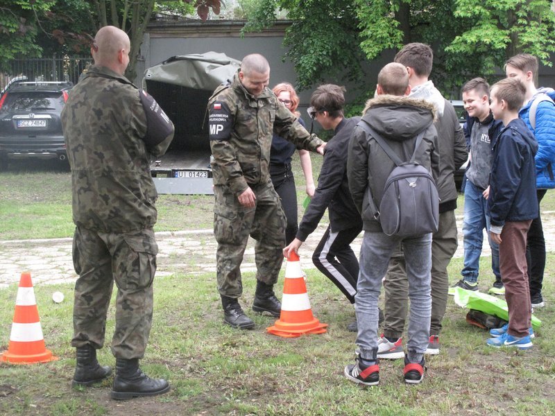 Piknik Nauki i Techniki jak zwykle nie zawid uczniw