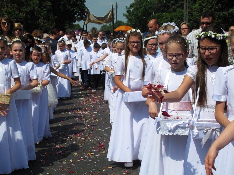 Boe Ciao w Piotrkowie. Procesje na ulicach