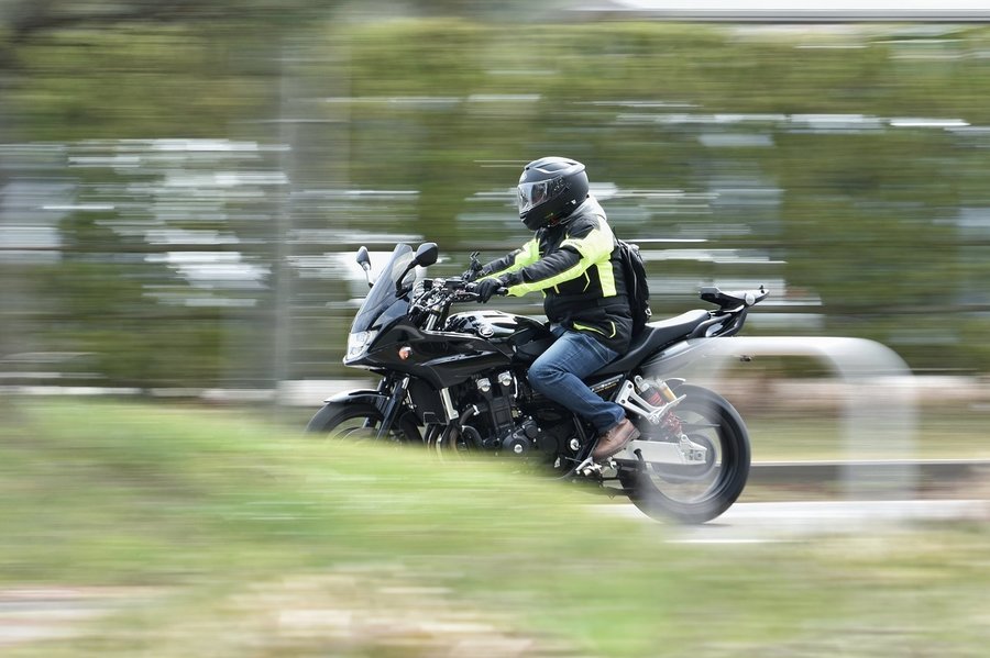 Motocyklici szalej na ulicach Piotrkowa. Niektrzy kierowcy aut nie chc by gorsi