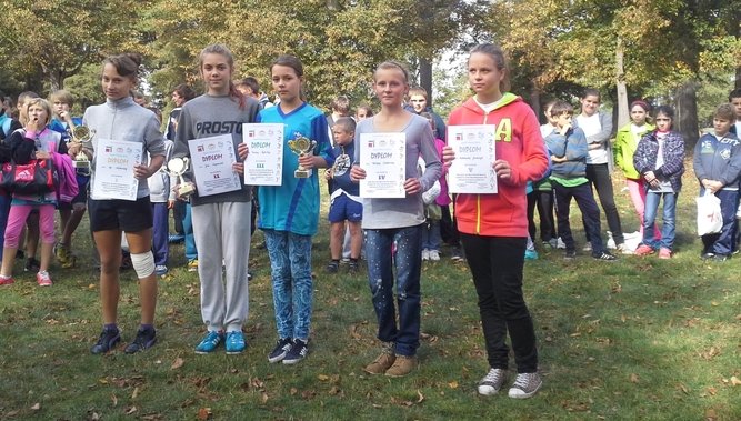 Dzieci cigay si w terenie - Gorzkowice najlepsze